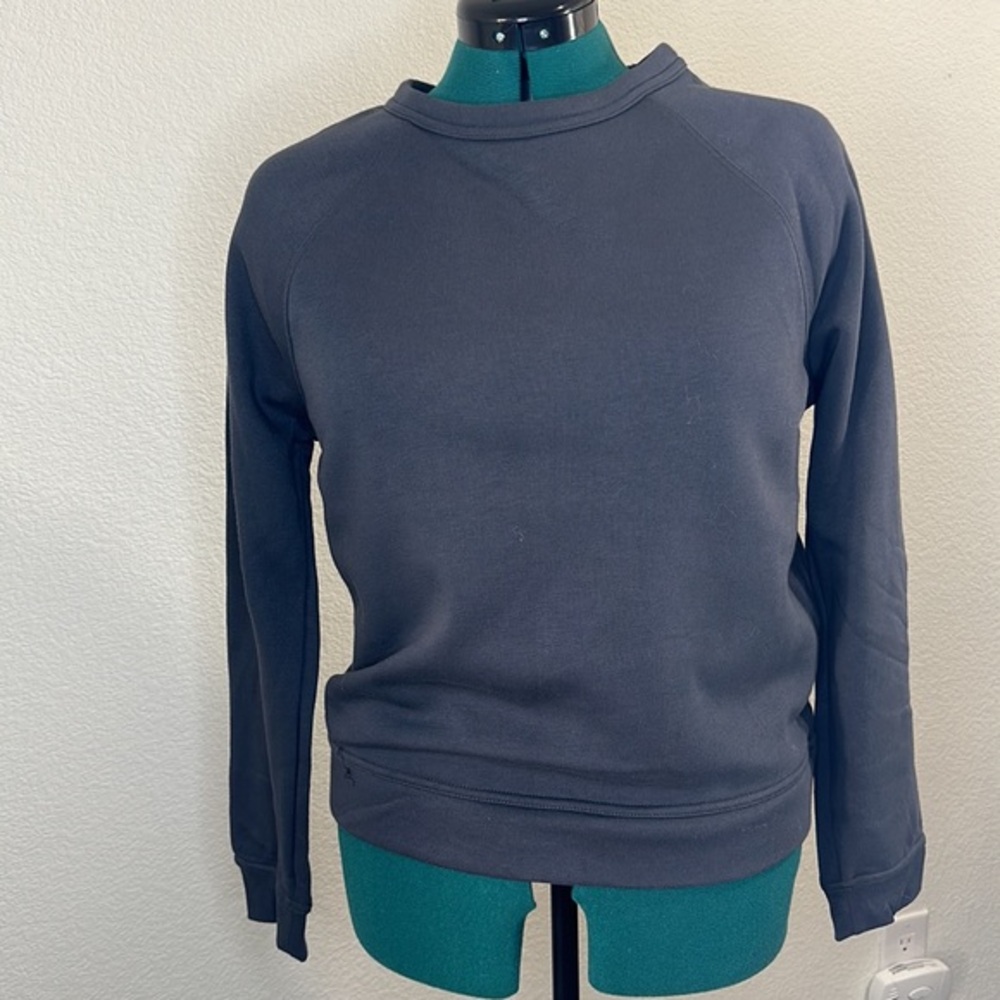 Universal thread gray sweatshirt size M